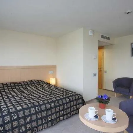 Islande With Free Parking Riga